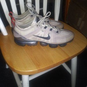 2019 Nike Vapormax 'moon particle'